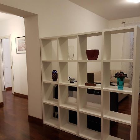 Bed & Parking Apartment Palermo Luaran gambar