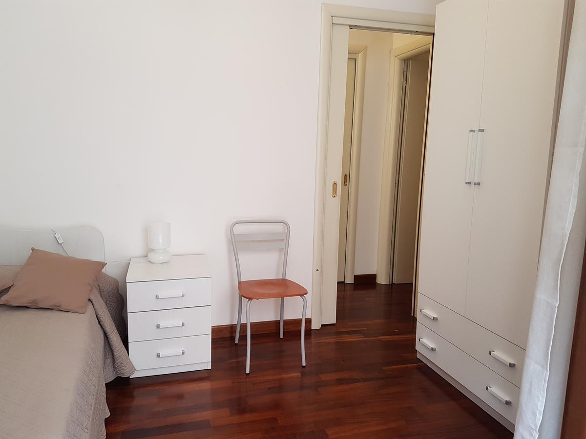 Bed & Parking Apartment Palermo Luaran gambar