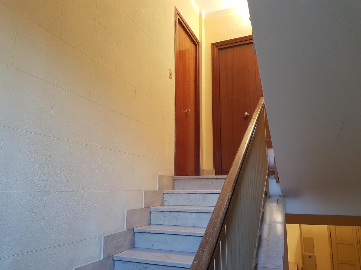 Bed & Parking Apartment Palermo Luaran gambar