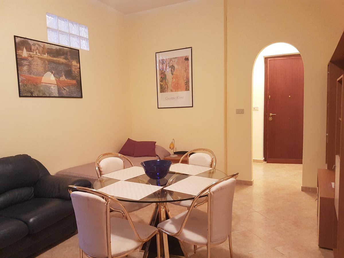 Bed & Parking Apartment Palermo Luaran gambar
