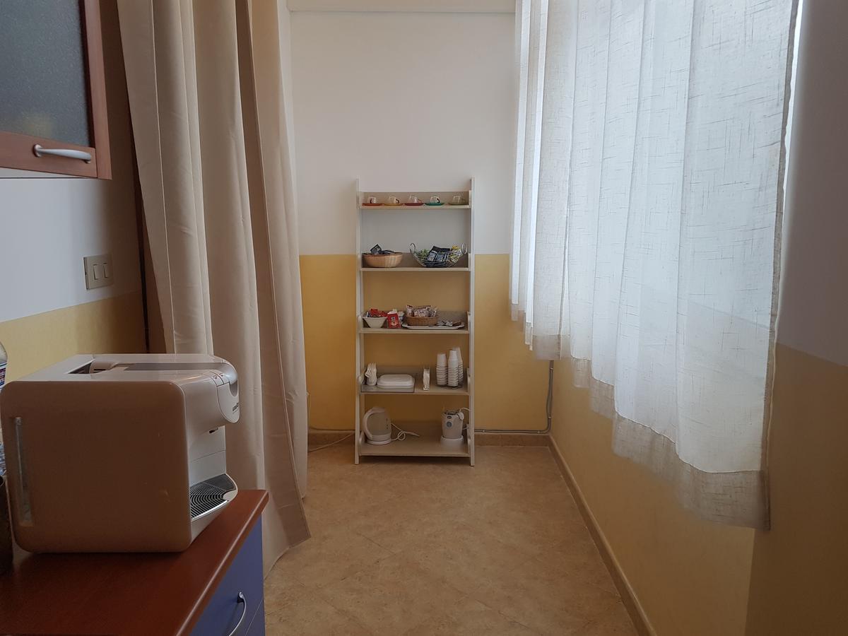 Bed & Parking Apartment Palermo Luaran gambar